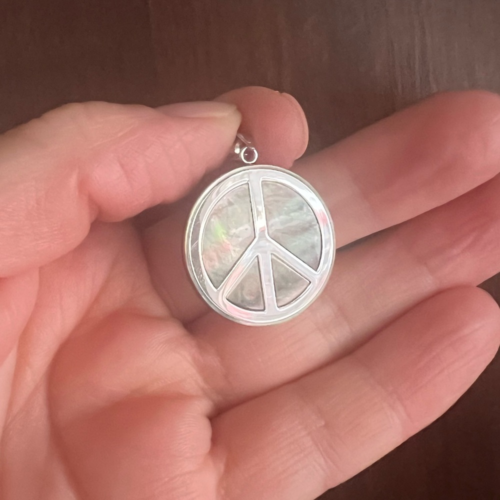 ☮️MOTHER OF PEARL☮️